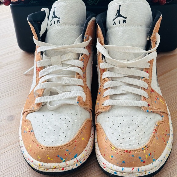 Air Jordan 1 SE Mid Brushstroke Paint Splatter - Picture 8 of 12